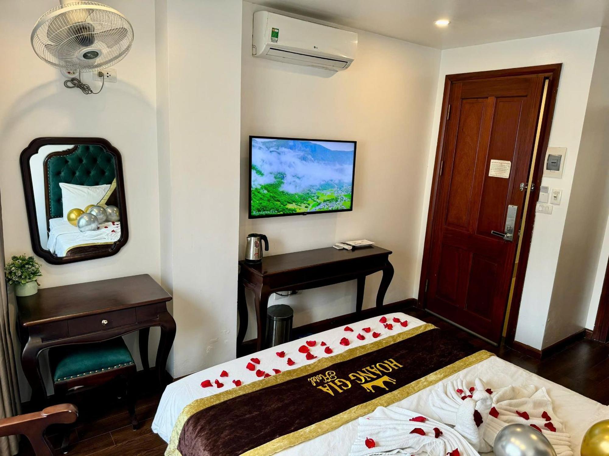 Hoang Gia Hotel Nhan Hoa هانوي المظهر الخارجي الصورة