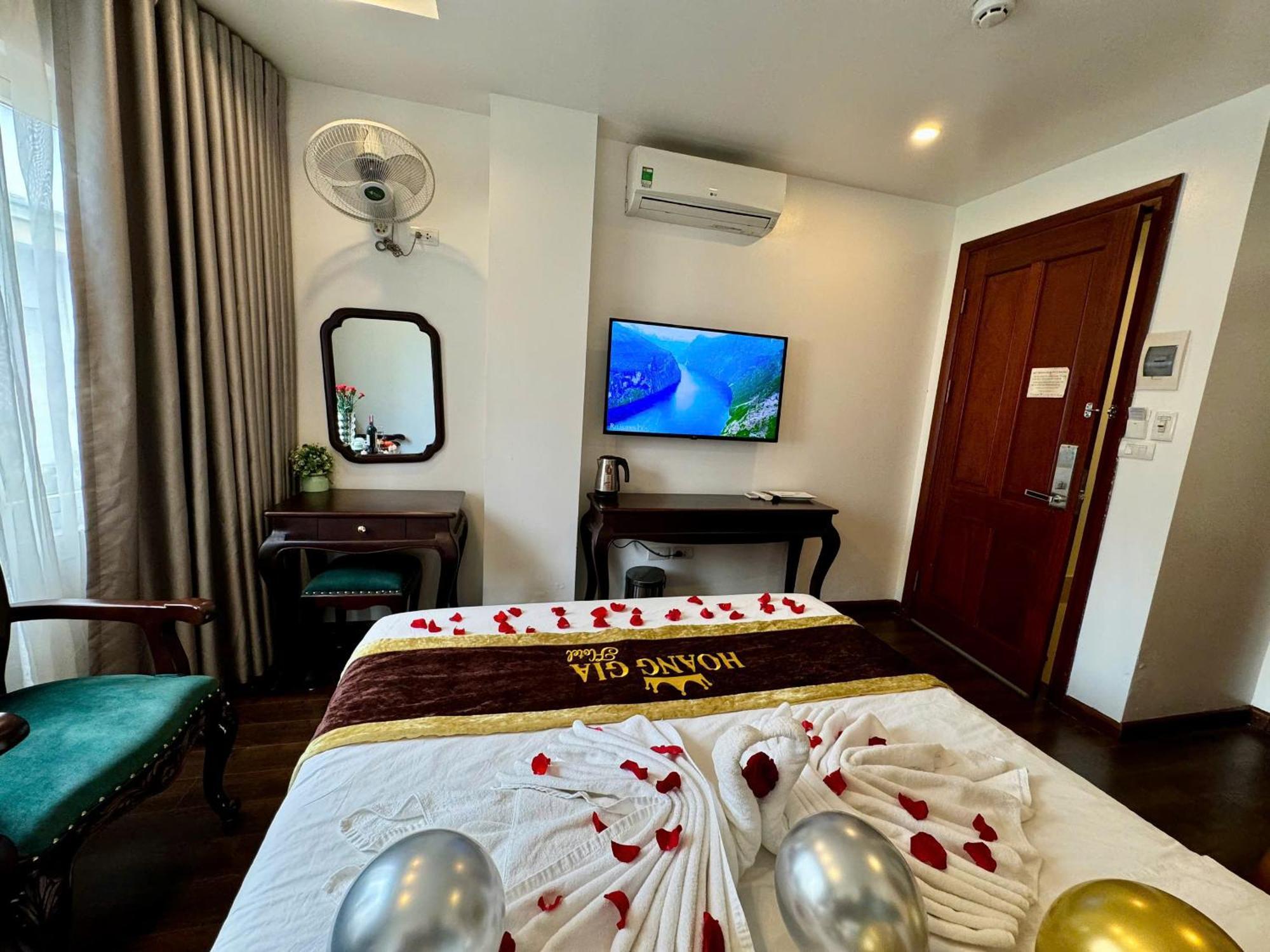 Hoang Gia Hotel Nhan Hoa هانوي المظهر الخارجي الصورة